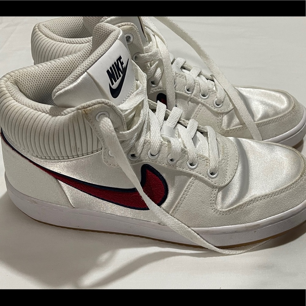 Nike Ebernon Mid Prem White/Red AQ1769-100